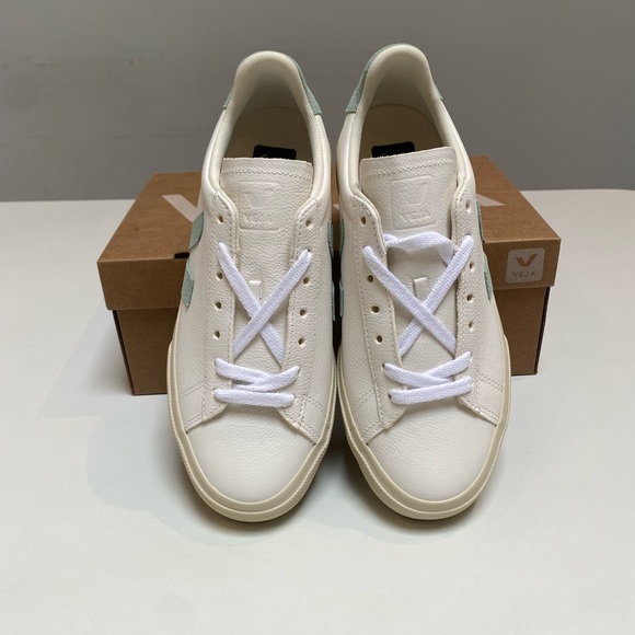 Veja Campo Sneaker Extra White/Matcha Suede size 38EU/7US New in Box - Picture 6 of 8